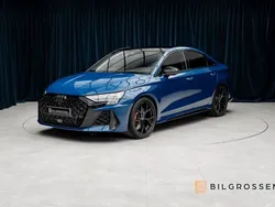 Ny 2025 Audi RS3 Design Halvkombi | 879 900 kr (Marknadspris)