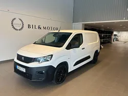 Vit Begagnad 2021 Peugeot Partner Minibuss | 159 900 kr (Bra pris)