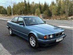 Begagnad 1995 BMW 518 Sedan | 45 000 kr