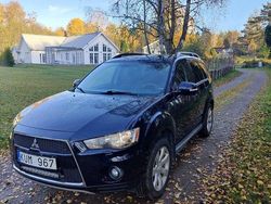 Blå Begagnad 2011 Mitsubishi Outlander SUV | 44 000 kr (Marknadspris)
