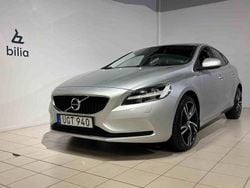 Silver Begagnad 2018 Volvo V40 Kombi | 159 900 kr (Lite dyr)