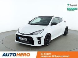 Vit Begagnad 2022 Toyota Yaris Halvkombi | 430 000 kr (Superpris)