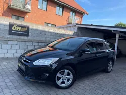 Svart Begagnad 2013 Ford Focus Trend Kombi | 63 500 kr (Marknadspris)