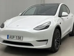 Vit Begagnad 2022 Tesla Model Y SUV | 320 000 kr
