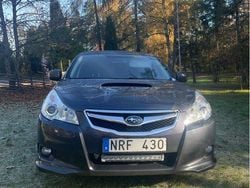 Grå Begagnad 2012 Subaru Legacy Kombi | 39 999 kr (Superpris)