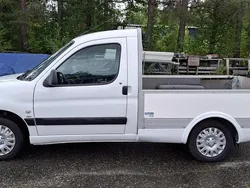 Vit Begagnad 2007 Peugeot Partner Minibuss | 28 000 kr (Lite dyr)