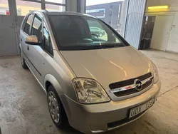 Grå Begagnad 2003 Opel Meriva Minibuss | 19 900 kr (Marknadspris)