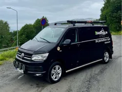 Svart Begagnad 2016 VW T6 Van | 180 000 kr (Bra pris)