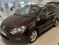 Röd Begagnad 2017 VW Sharan GT Minibuss | 217 500 kr (Marknadspris)