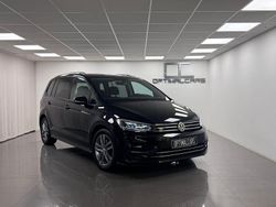 Svart Begagnad 2017 VW Touran R-line Minibuss | 239 900 kr (Dyr)