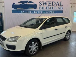 Vit Begagnad 2006 Ford Focus Kombi | 19 800 kr