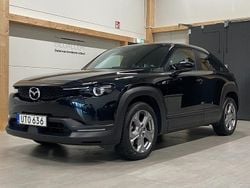 Svart Begagnad 2022 Mazda MX30 Exclusive-Line SUV | 159 900 kr (Marknadspris)