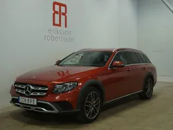 Röd Begagnad 2017 Mercedes E220 Kombi | 269 900 kr (Lite dyr)