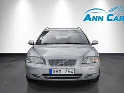 Ljusgrå Begagnad 2007 Volvo V70 Standard Kombi | 45 000 kr (Superpris)