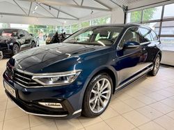 Blå (blåmetall) Begagnad 2021 VW Passat R-line Kombi | 339 900 kr (Dyr)