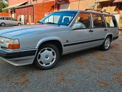 Ljusgrå Begagnad 1997 Volvo 940 Kombi | 43 000 kr