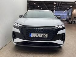 Glaciärvit metallic Begagnad 2023 Audi Q4 Sportback e-tron Proline SUV | 599 000 kr (Dyr)