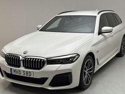 Vit Begagnad 2023 BMW 530 M Sport Kombi | 399 000 kr