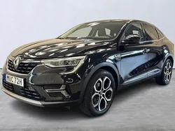 Svart Begagnad 2022 Renault Arkana Intens SUV | 239 900 kr (Marknadspris)