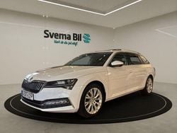 Vit Begagnad 2022 Skoda Superb Style Kombi | 199 900 kr (Superpris)