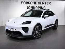 Ljusröd (grey) Ny 2025 Porsche Macan SUV | 1 174 200 kr (Bra pris)