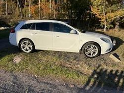 Vit Begagnad 2012 Opel Insignia Kombi | 48 000 kr (Marknadspris)