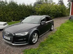 Grå Begagnad 2016 Audi A6 Allroad Sport Kombi | 145 000 kr (Lite dyr)