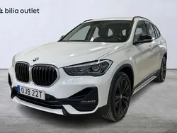 Vit Begagnad 2021 BMW X1 Sport Line SUV | 299 000 kr (Bra pris)