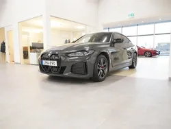 Grå/silver Begagnad 2022 BMW i4 Shadowline Sedan | 569 900 kr (Marknadspris)