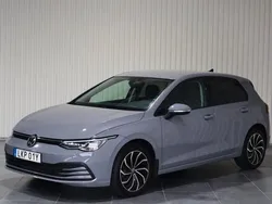 Grå Begagnad 2020 VW Golf VIII Halvkombi | 269 000 kr (Dyr)