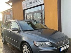 Grå Begagnad 2007 Volvo V50 Kinetic Kombi | 12 900 kr (Superpris)