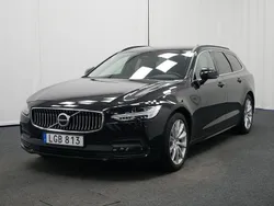 Svart Begagnad 2021 Volvo V90 Momentum Kombi | 285 000 kr (Bra pris)