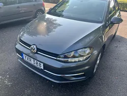 Grå Begagnad 2018 VW Golf VII Halvkombi | 175 000 kr (Marknadspris)