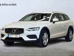 Vit Begagnad 2020 Volvo V60 CC Kombi | 209 900 kr (Lite dyr)