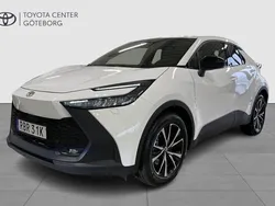 Vit Ny 2024 Toyota C-HR Style SUV | 399 900 kr (Superpris)