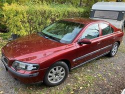 Röd Begagnad 2001 Volvo S60 Business Edition Sedan | 21 000 kr (Bra pris)