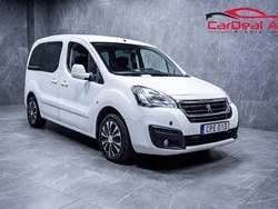 Vit Begagnad 2016 Peugeot Partner Tepee Minibuss | 74 800 kr (Marknadspris)