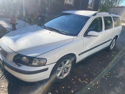 Begagnad 2004 Volvo V70 Business Edition Kombi | 10 000 kr (Superpris)