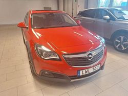 Röd Begagnad 2017 Opel Insignia Country Tourer Business Kombi | 209 900 kr