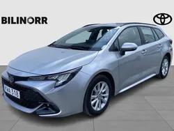Silver Begagnad 2023 Toyota Corolla Kombi | 284 900 kr (Marknadspris)