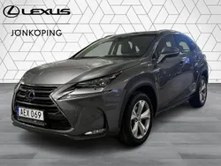 Grå Begagnad 2014 Lexus NX300h Executive Line SUV | 209 900 kr (Marknadspris)