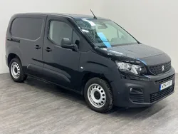 Svart Begagnad 2019 Peugeot Partner Minibuss | 135 000 kr (Superpris)