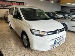 Vit Begagnad 2021 VW Caddy Maxi Minibuss | 215 000 kr