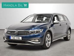 Blå Begagnad 2020 VW Passat Alltrack Kombi | 249 900 kr (Marknadspris)