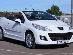 Vit samma som bilen Begagnad 2014 Peugeot 207 CC Cab | 89 900 kr (Lite dyr)