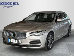Ljusgrå Begagnad 2022 Volvo V90 Core Kombi | 419 000 kr (Marknadspris)
