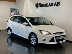 Vit Begagnad 2013 Ford Focus Titanium Kombi | 44 900 kr (Bra pris)