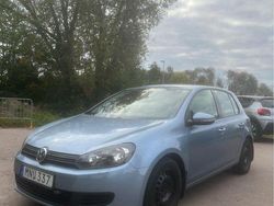 Blå Begagnad 2009 VW Golf VI Halvkombi | 45 000 kr (Marknadspris)