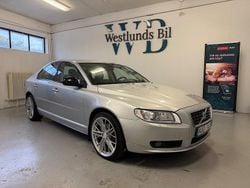 Ljusgrå Begagnad 2009 Volvo S80 Summum Sedan | 79 900 kr (Dyr)