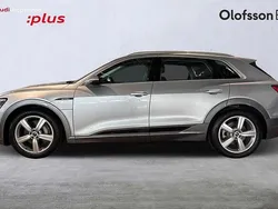 Florettsilver metallic Begagnad 2022 Audi e-tron Proline SUV | 399 000 kr (Bra pris)